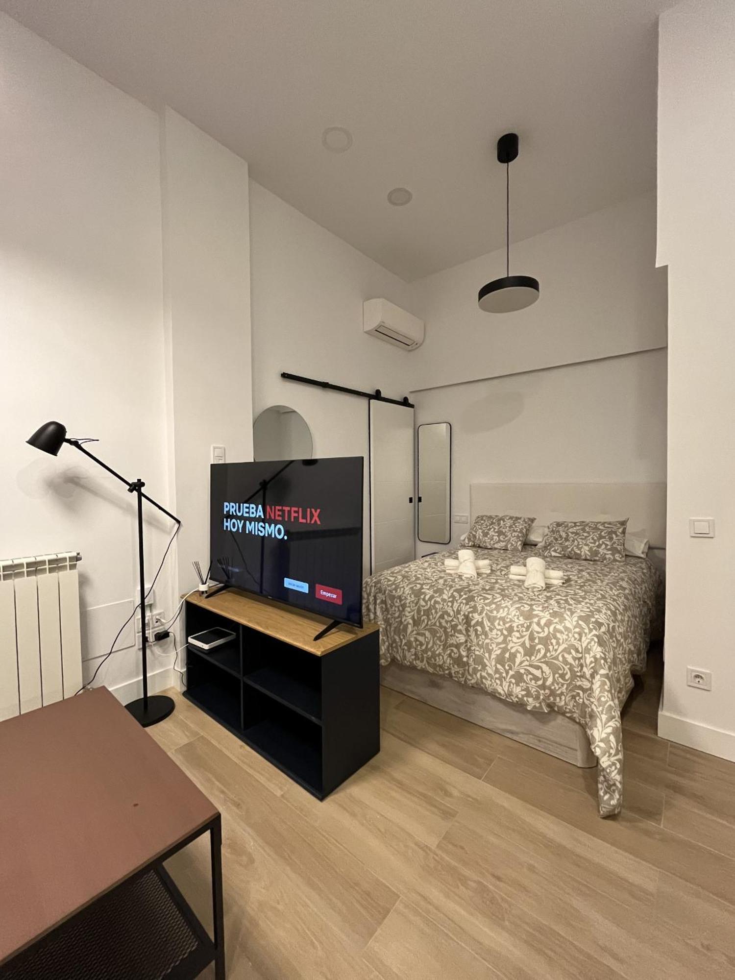 Moratalaz Apartments Madrid Exterior photo