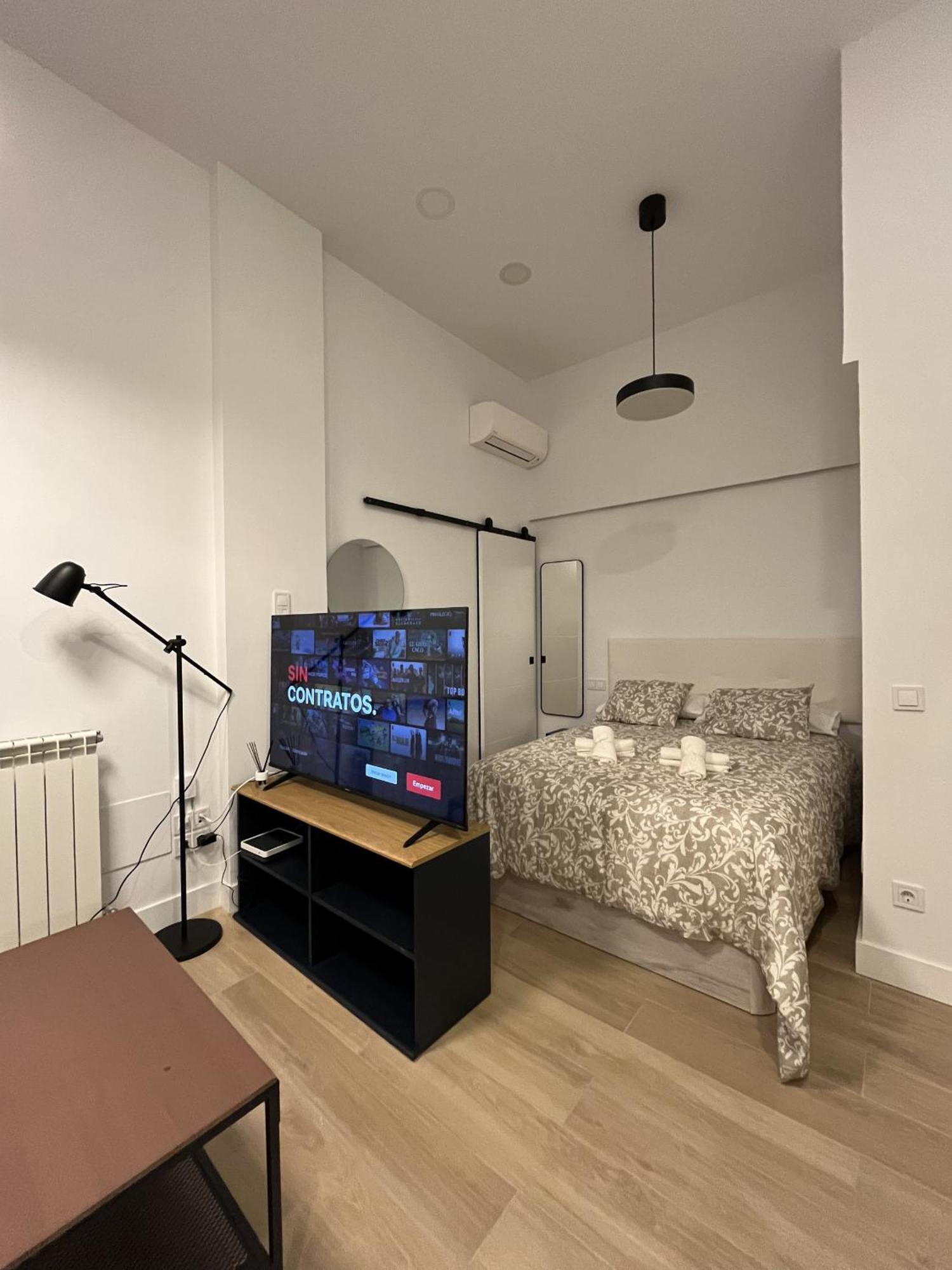 Moratalaz Apartments Madrid Exterior photo
